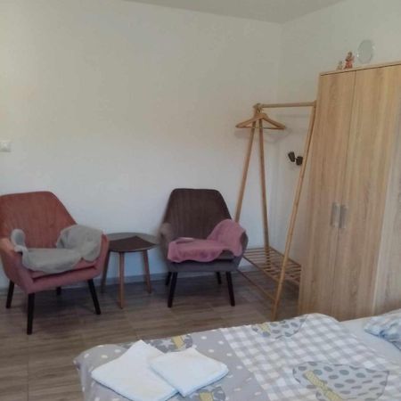 Ivachnova 84 Hotell Exteriör bild
