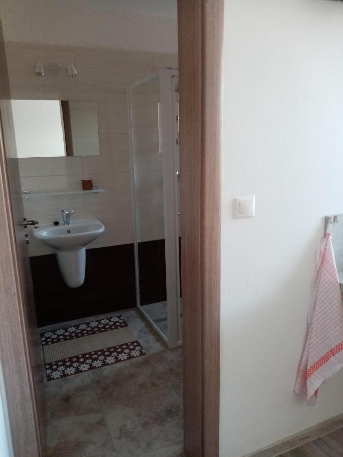 Ivachnova 84 Hotell Exteriör bild